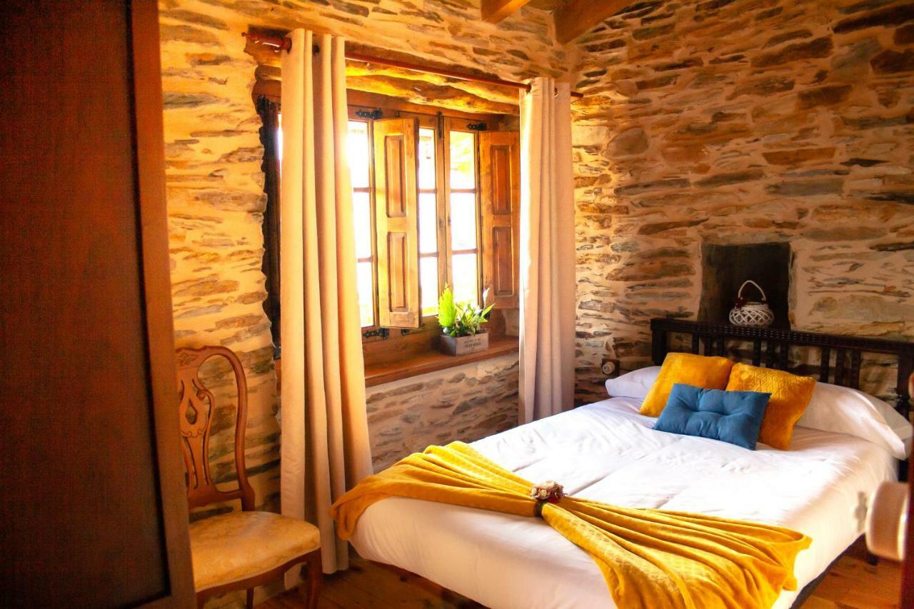 Casa Rural Bierzo Encantado Valle de Finolledo Exterior foto